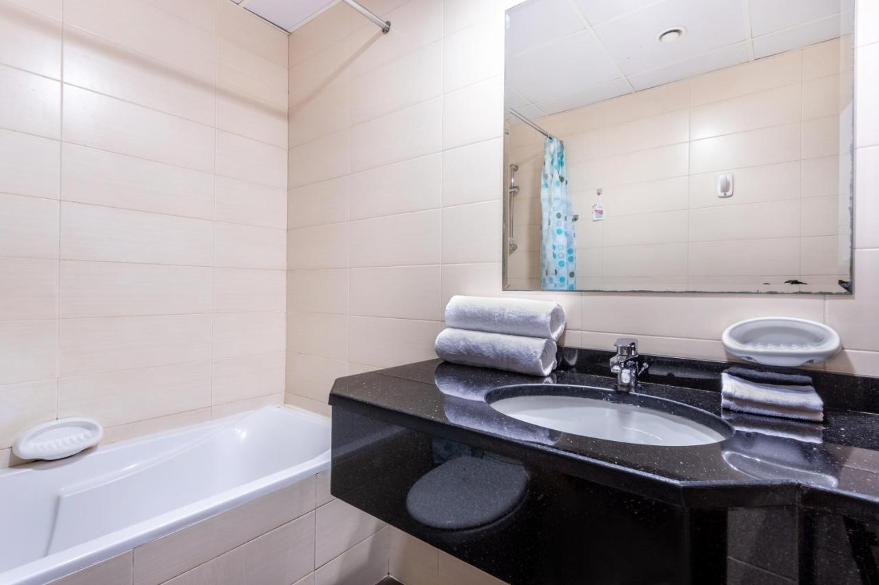 Live Spacious 3Br Apartment All En Suite & Balcony Dubai Esterno foto